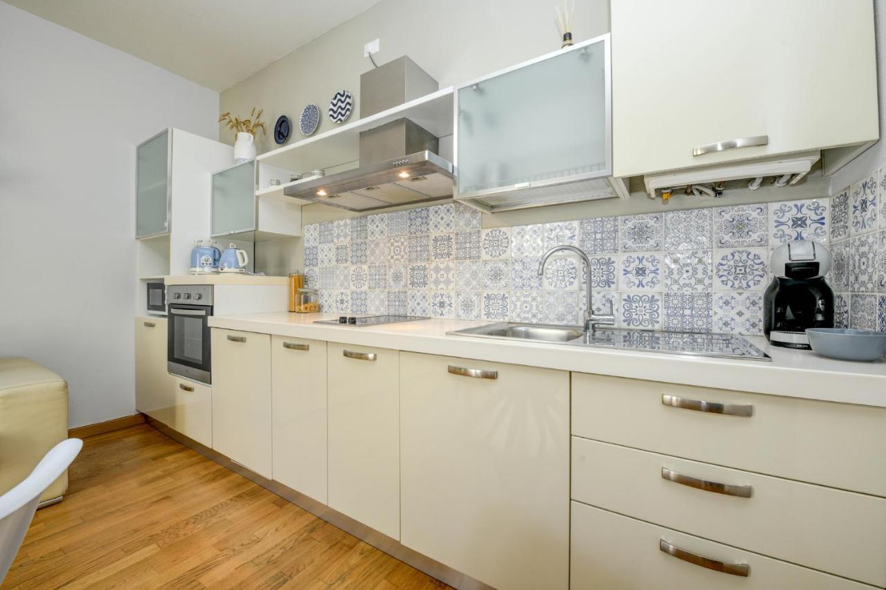 Desenzanoloft Me&you Apartment Desenzano del Garda